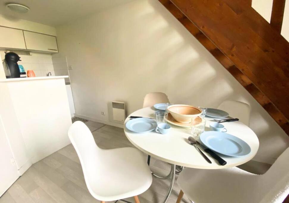 Apartament Le Sainte-Croix - Poitiers Centre - La Conciergerie. Zewnętrze zdjęcie